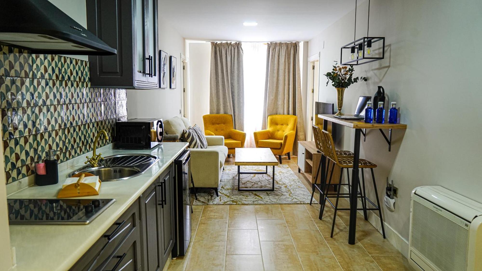 Apartamentos Puente Romano Suites Merida Exterior photo